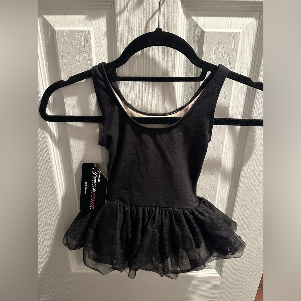 GIRLS DANCE COSTUME
